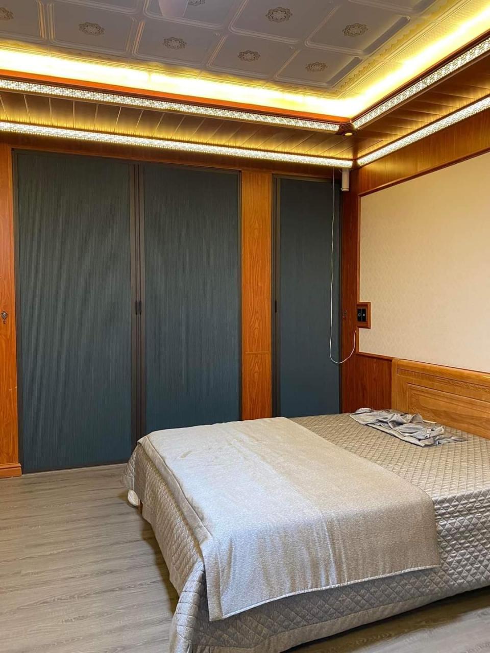 Vách ngăn phòng điều hoà Vách ngăn phòng điều hoà